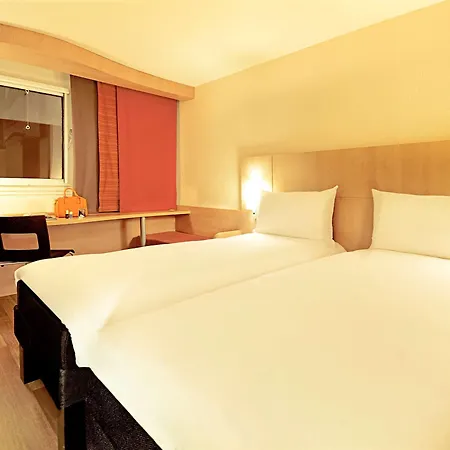Ibis Avignon Centre Gare Hotel Exterior photo