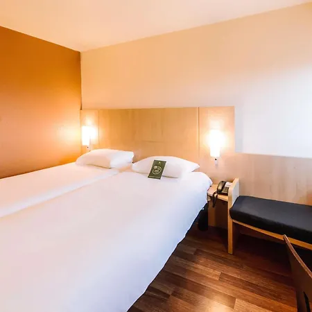 Ibis Avignon Centre Gare Hotel Exterior photo